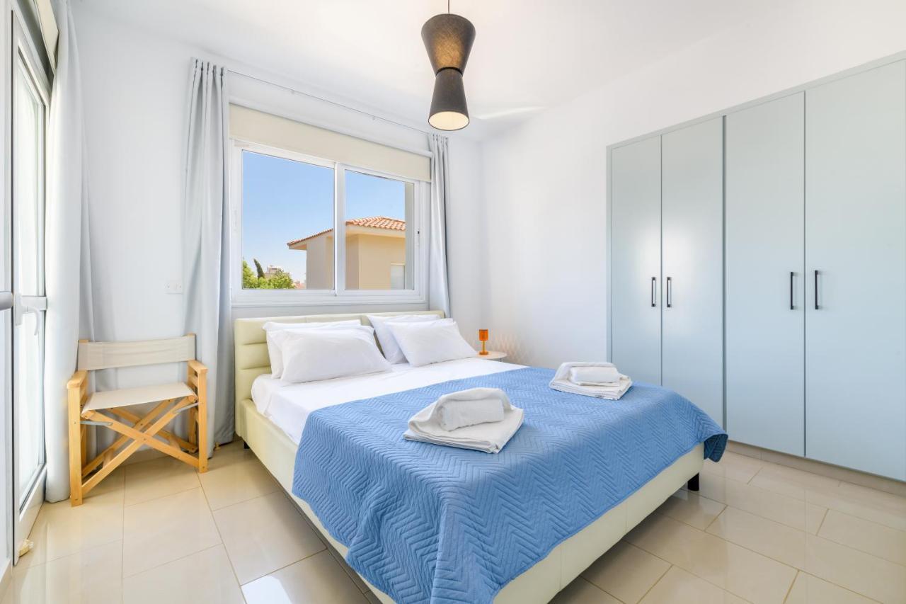 Villa Lela Serena By Ezoria Villas Protaras Exterior photo